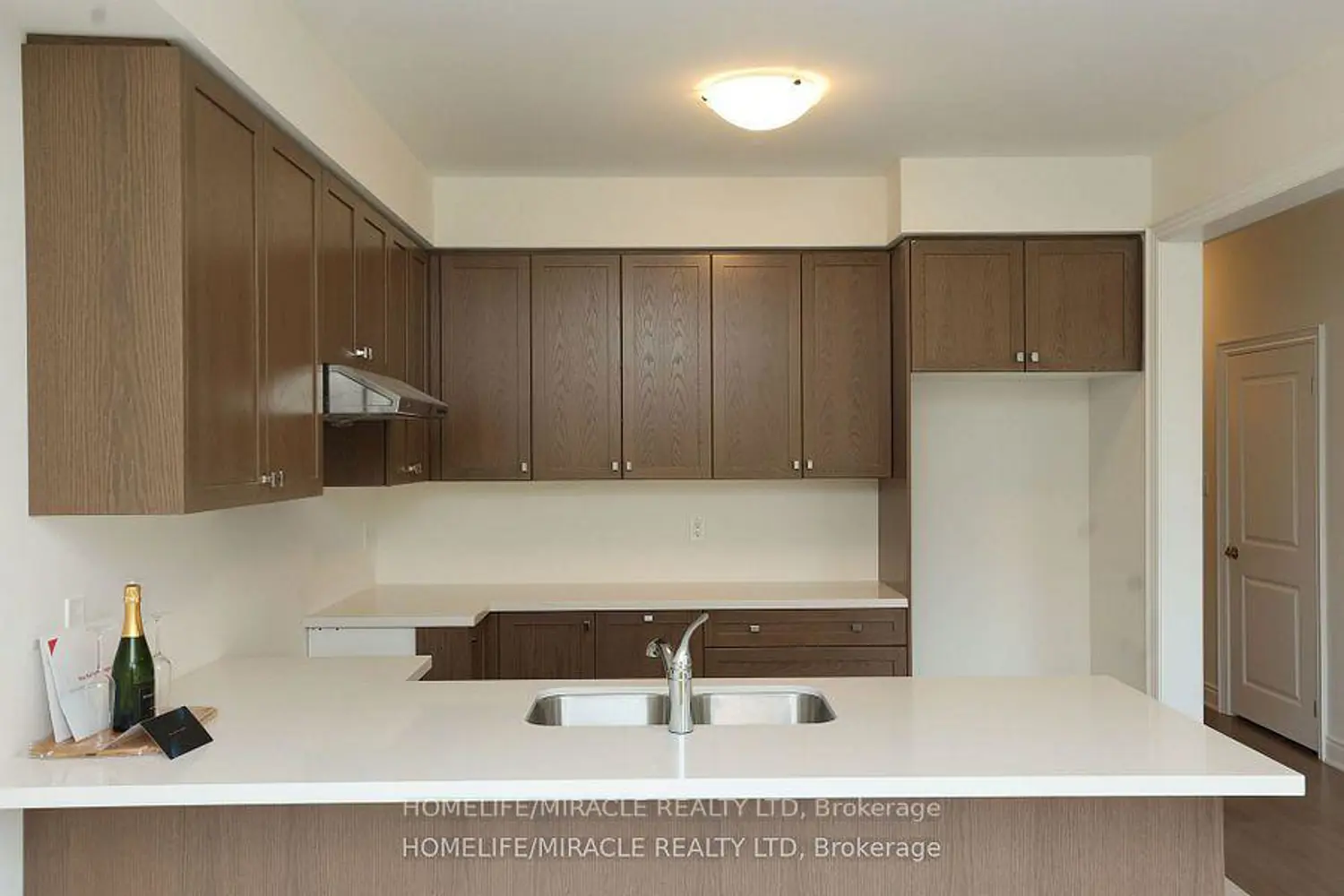 Additional image 11 of 11 Calabria Drive