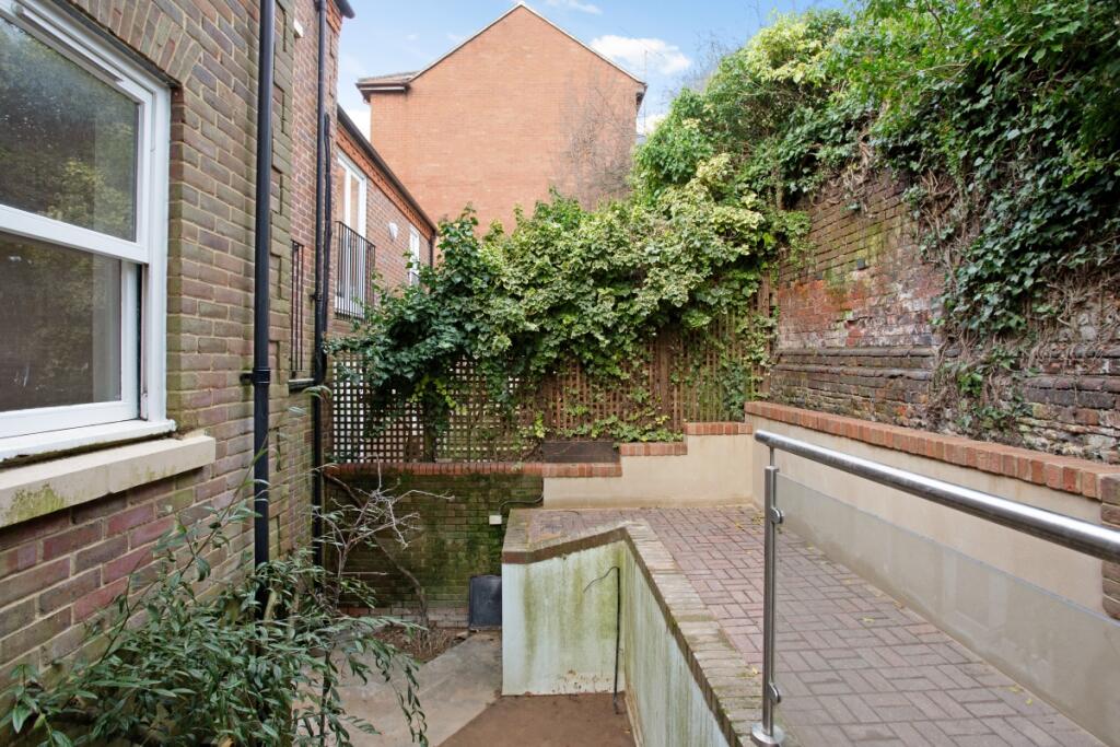 Additional image 13 of Pageant Road St Albans AL1