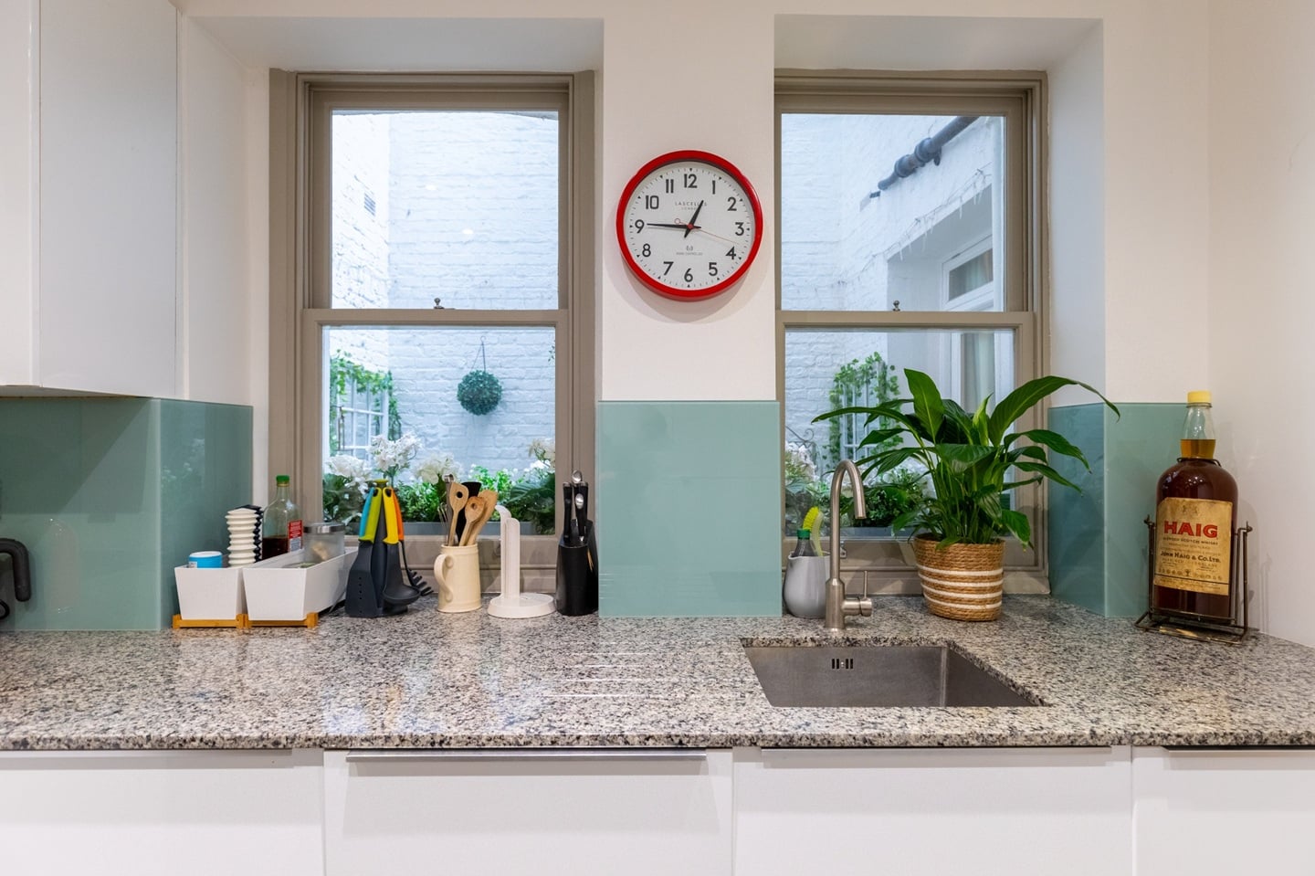 Additional image 41 of 2 Bed Flat, Linden Gardens, W2, N1 7GU