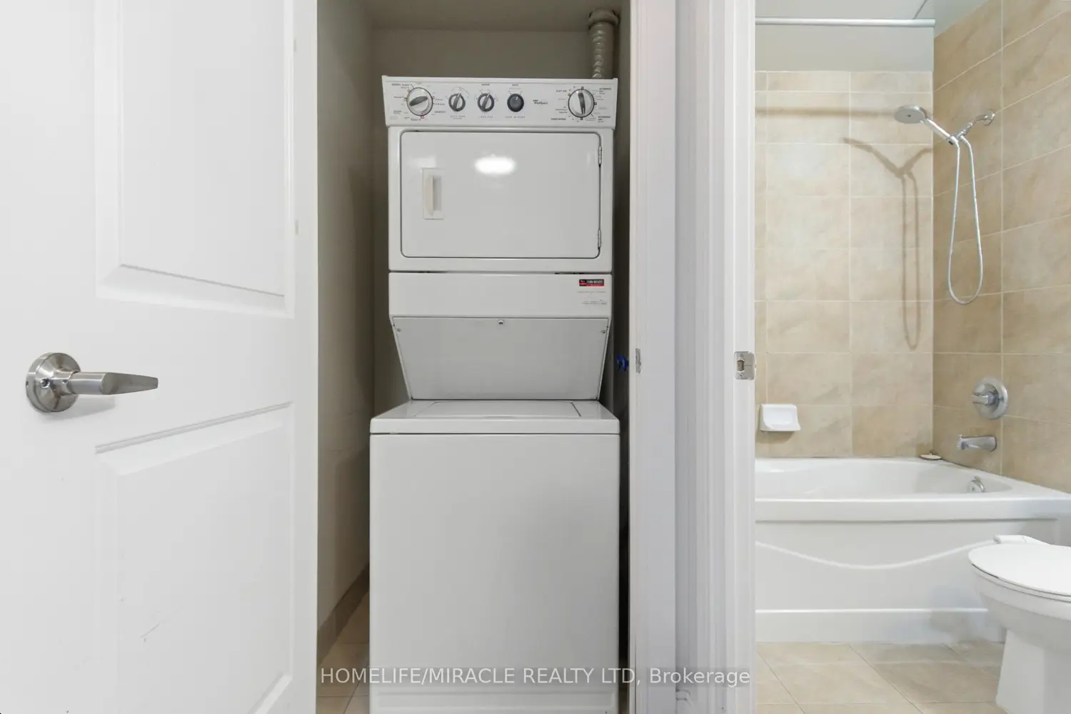 Additional image 12 of 330 Burnhamthorpe Road 2901