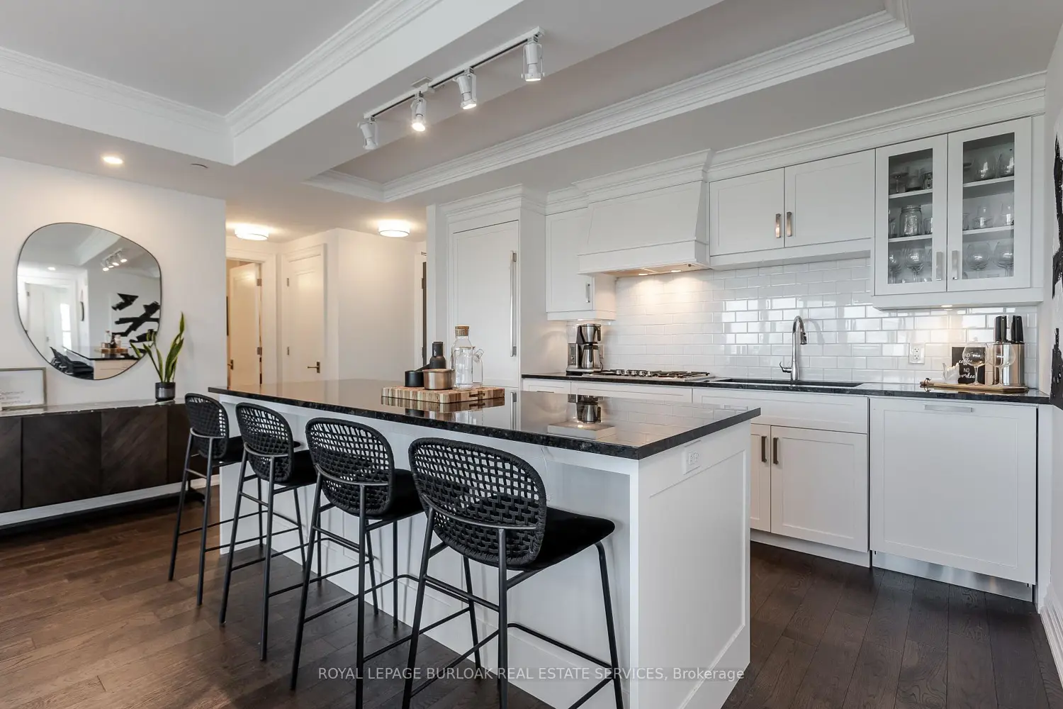 Additional image 7 of 2060 Lakeshore Road 1303