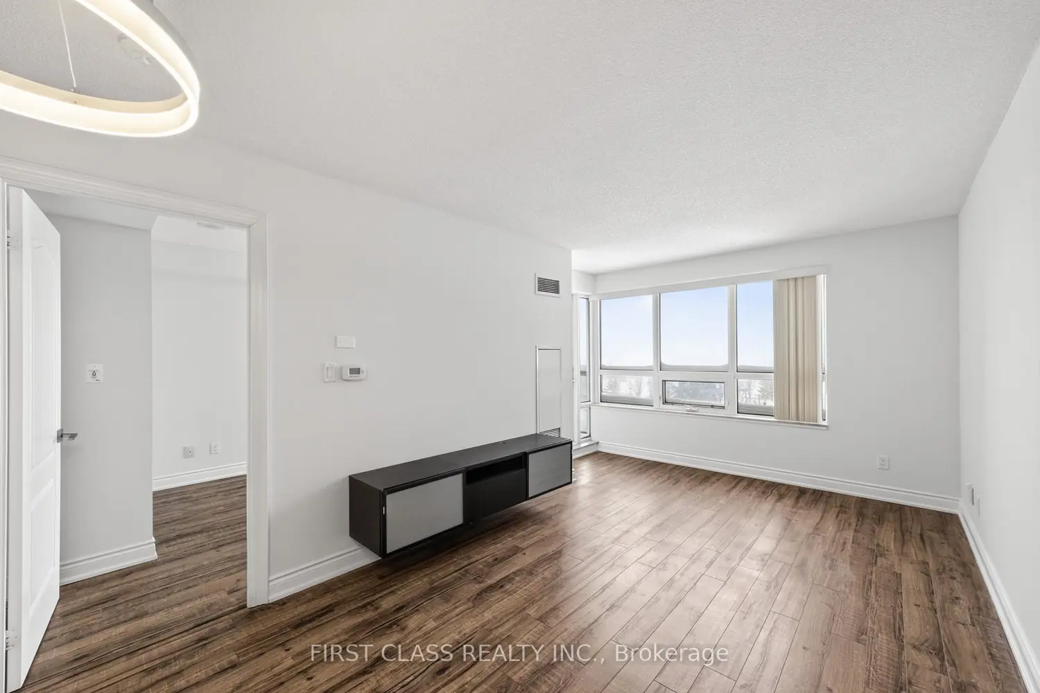 Additional image 8 of 60 South Town Centre Boulevard 620