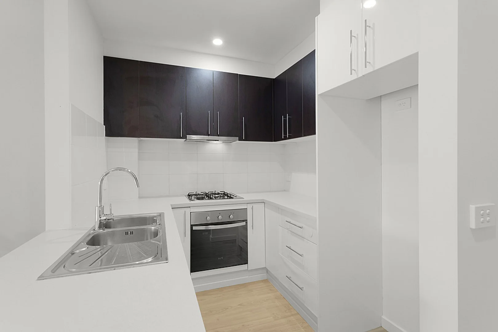 Additional image 2 of 1/1036-1038 North Road, Bentleigh East VIC 3165