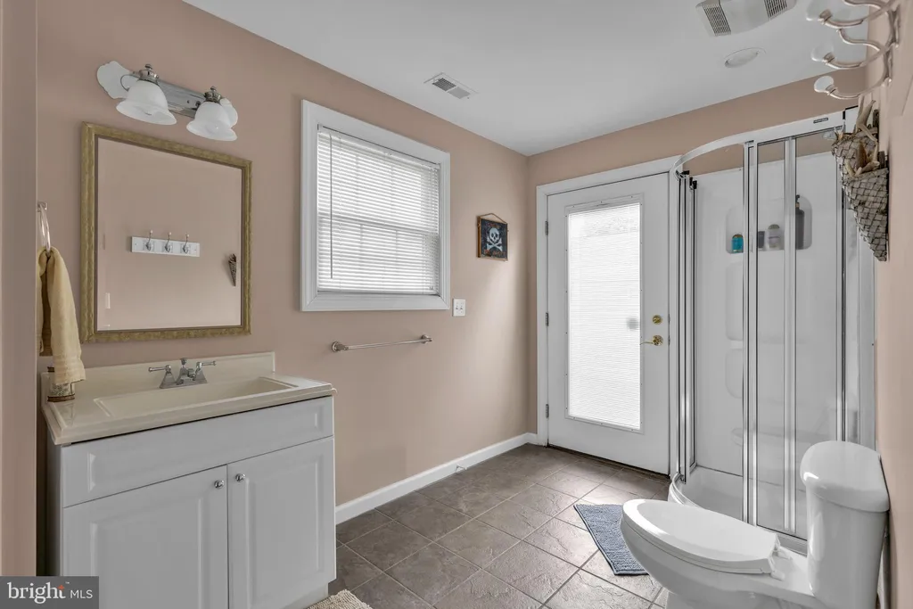 Additional image 15 of 107 Swedes St, Dewey Beach, DE 19971