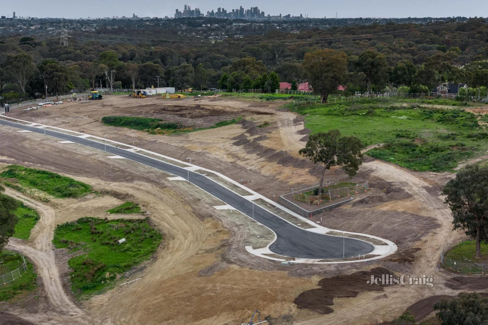 Additional image 2 of 14 Eagleview Rise, Plenty VIC 3090