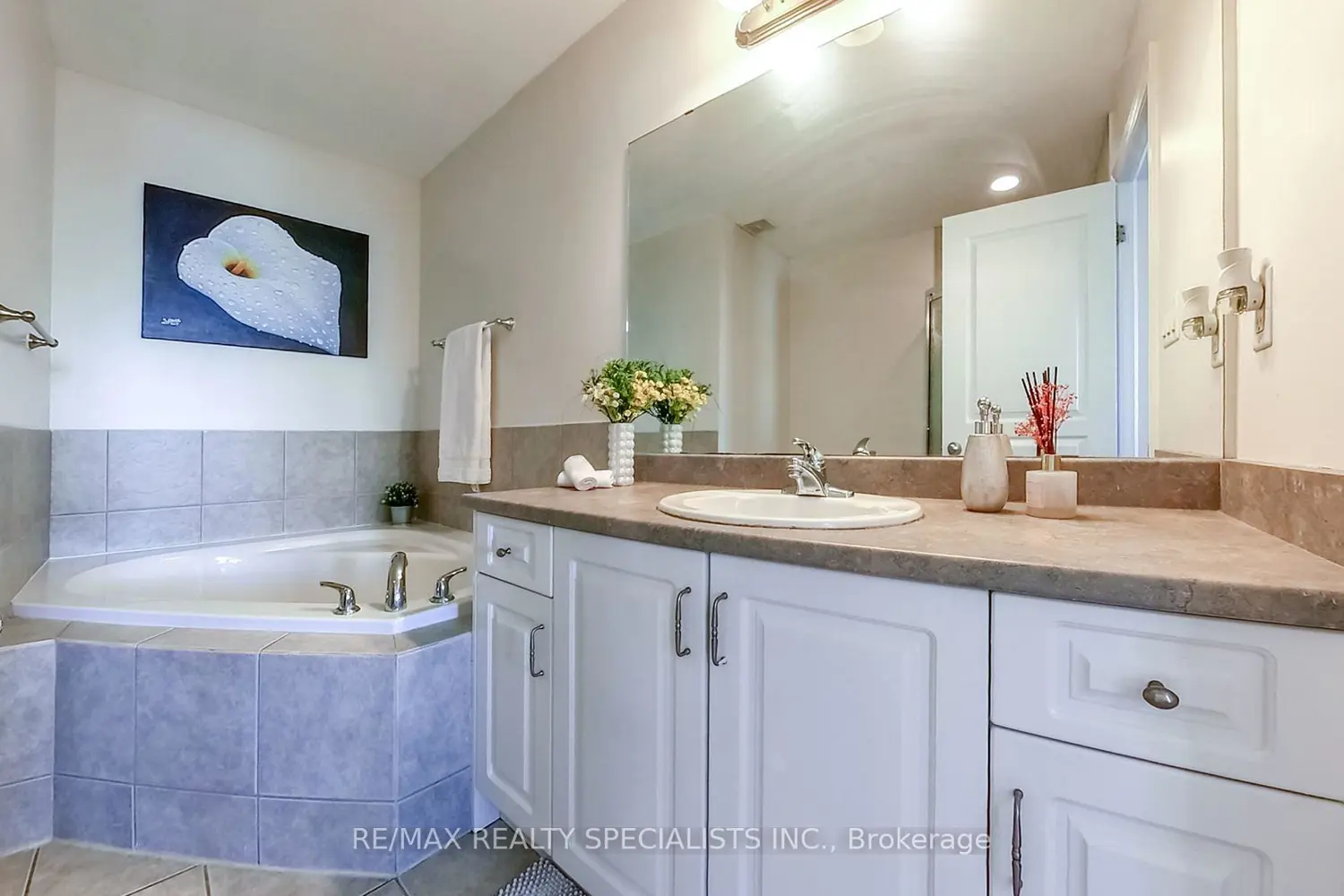 Additional image 11 of 189 Fall Fair Way