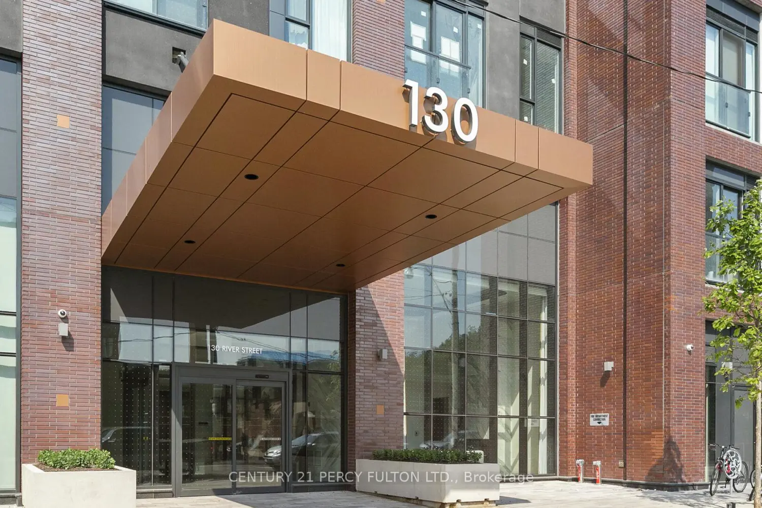 130 River Street 501