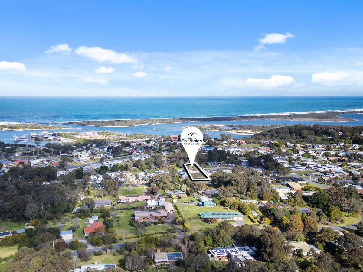 16 Laughtons Road, Kalimna VIC 3909