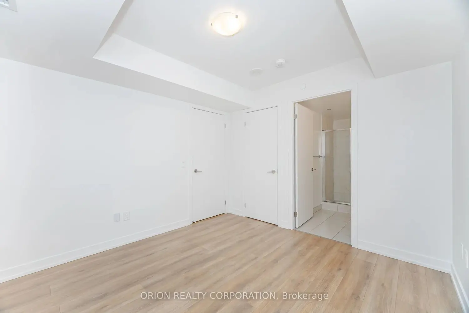 Additional image 9 of 1480 Bayly Street 1103