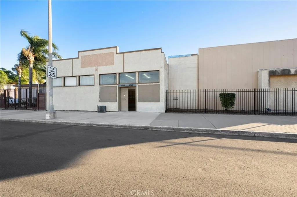 Additional image 3 of 1033 W 3rd Street, San Bernardino, CA 92410