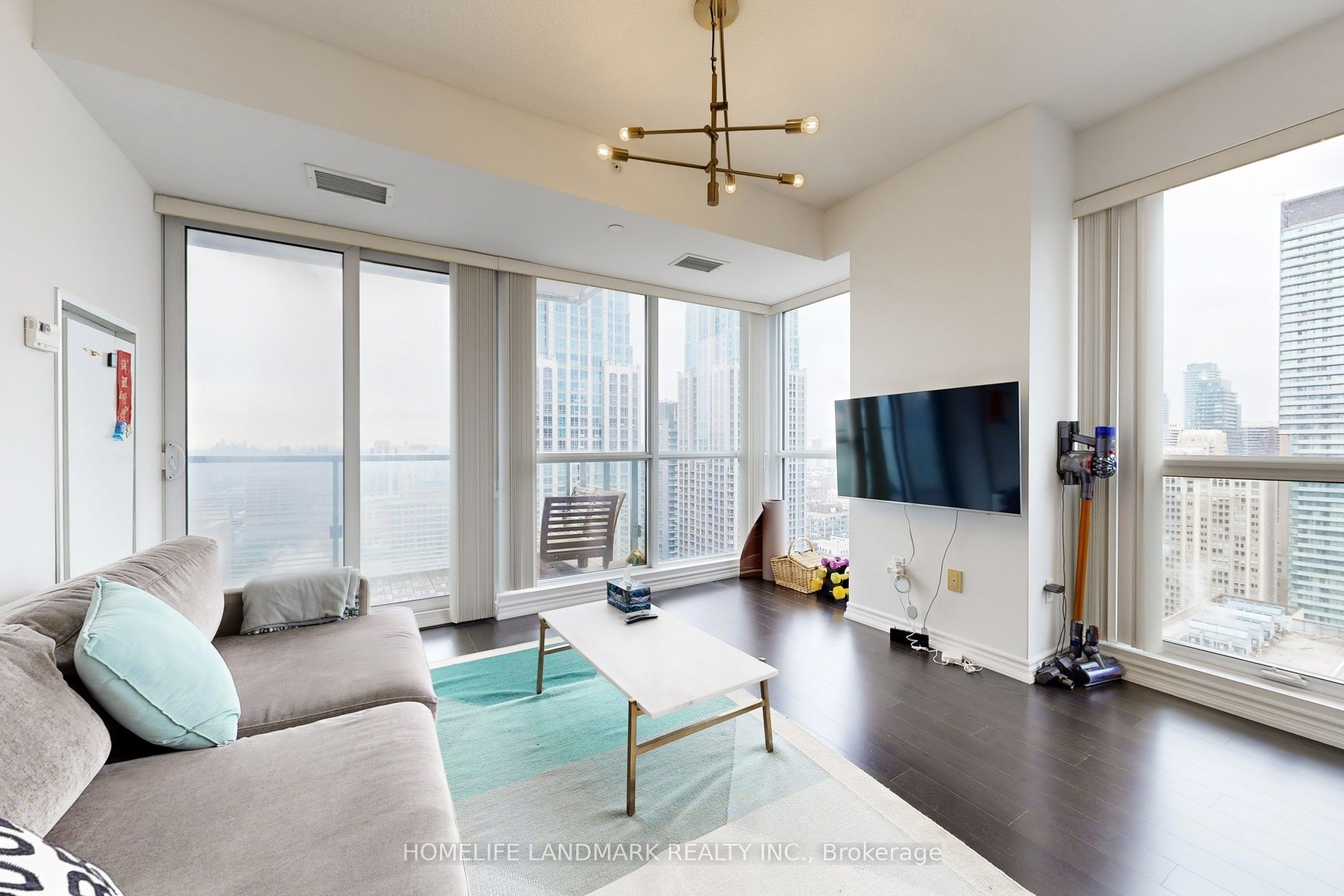 Additional image 5 of 3015-386 Yonge Street, Toronto, ON, M5B 0A5