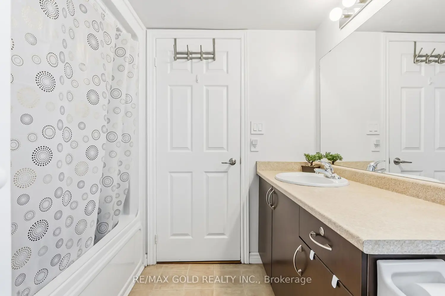 1340 Main Street 202 photo 4
