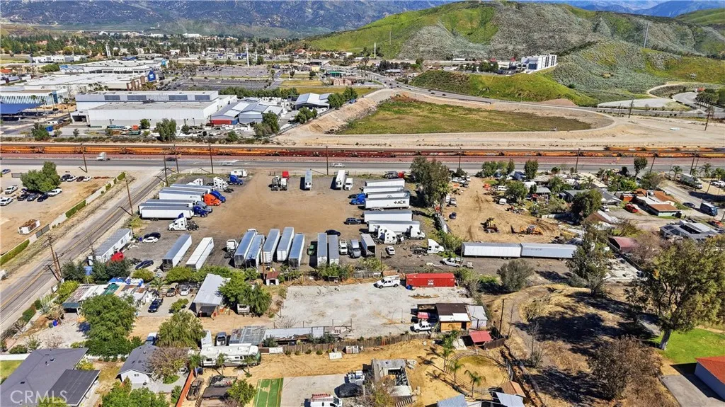 2035 W 1st Ave, San Bernardino, CA 92407