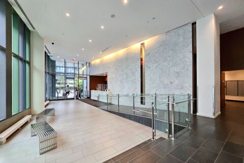 Additional image 8 of 1406-170 Fort York Boulevard, Toronto, ON, M5V 0E6