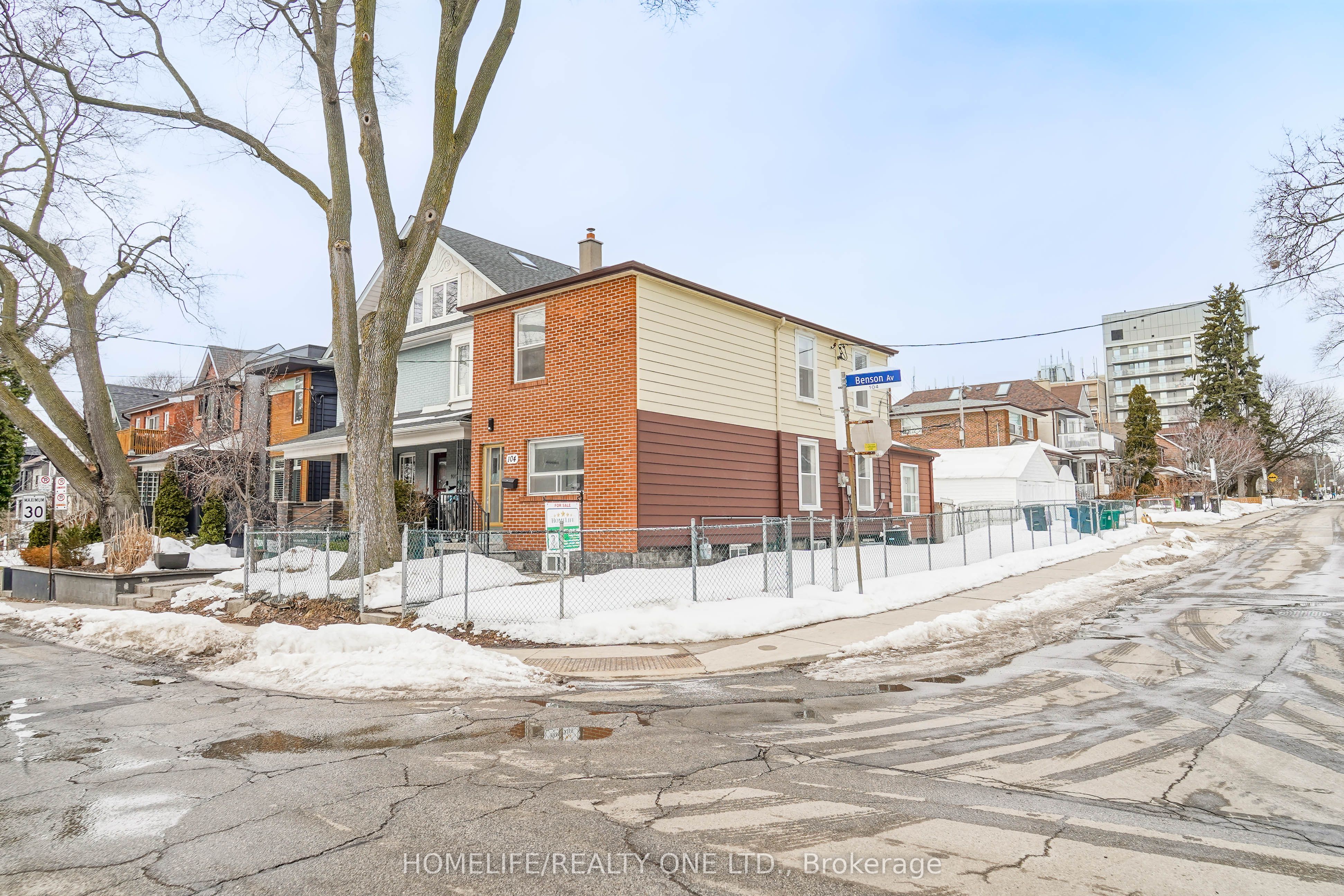 Additional image 4 of 104 Benson Avenue, Toronto, ON, M6G 2J1