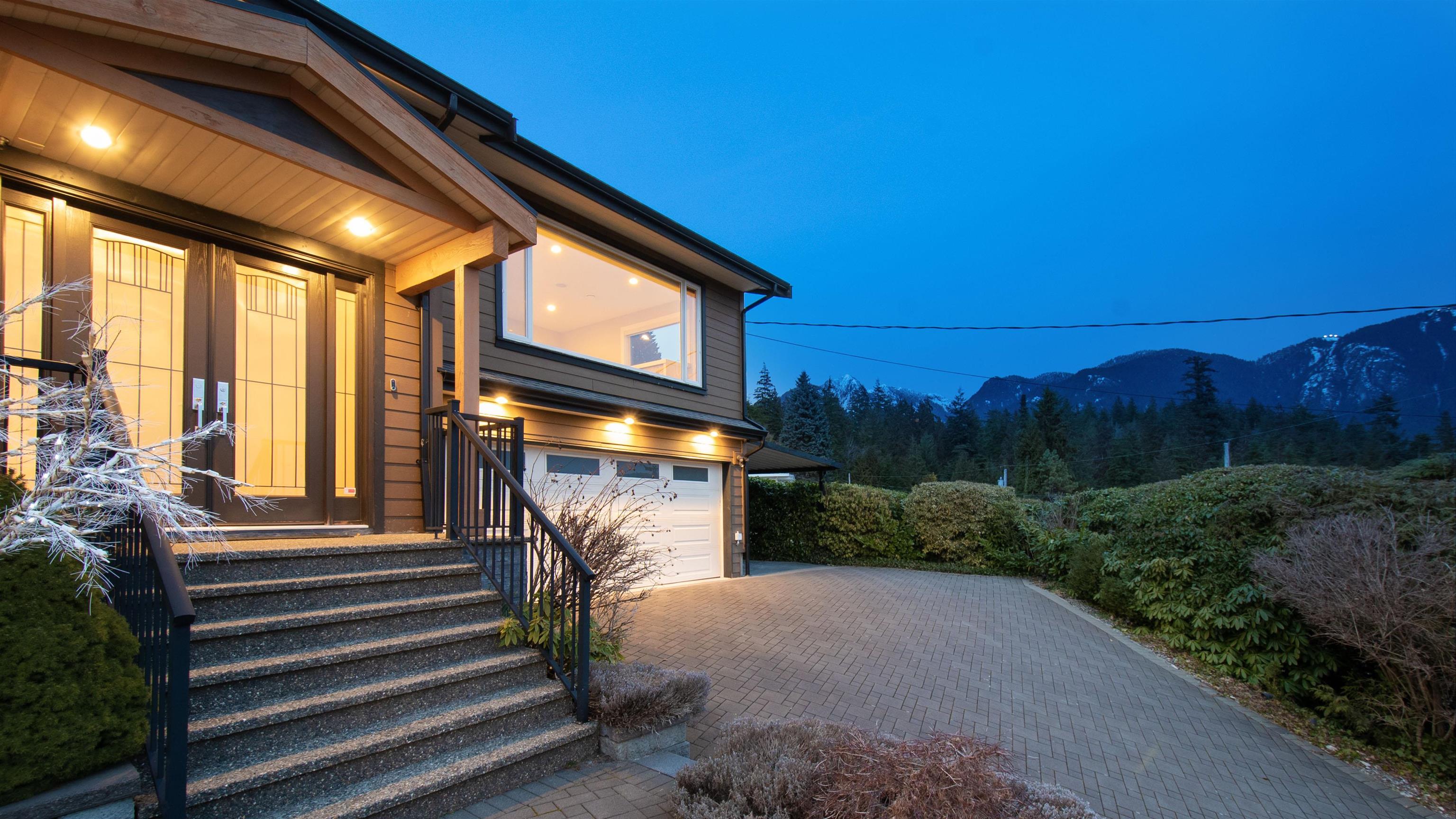 Additional image 2 of 494 Craigmohr Drive, West Vancouver, BC, V7S 1W6