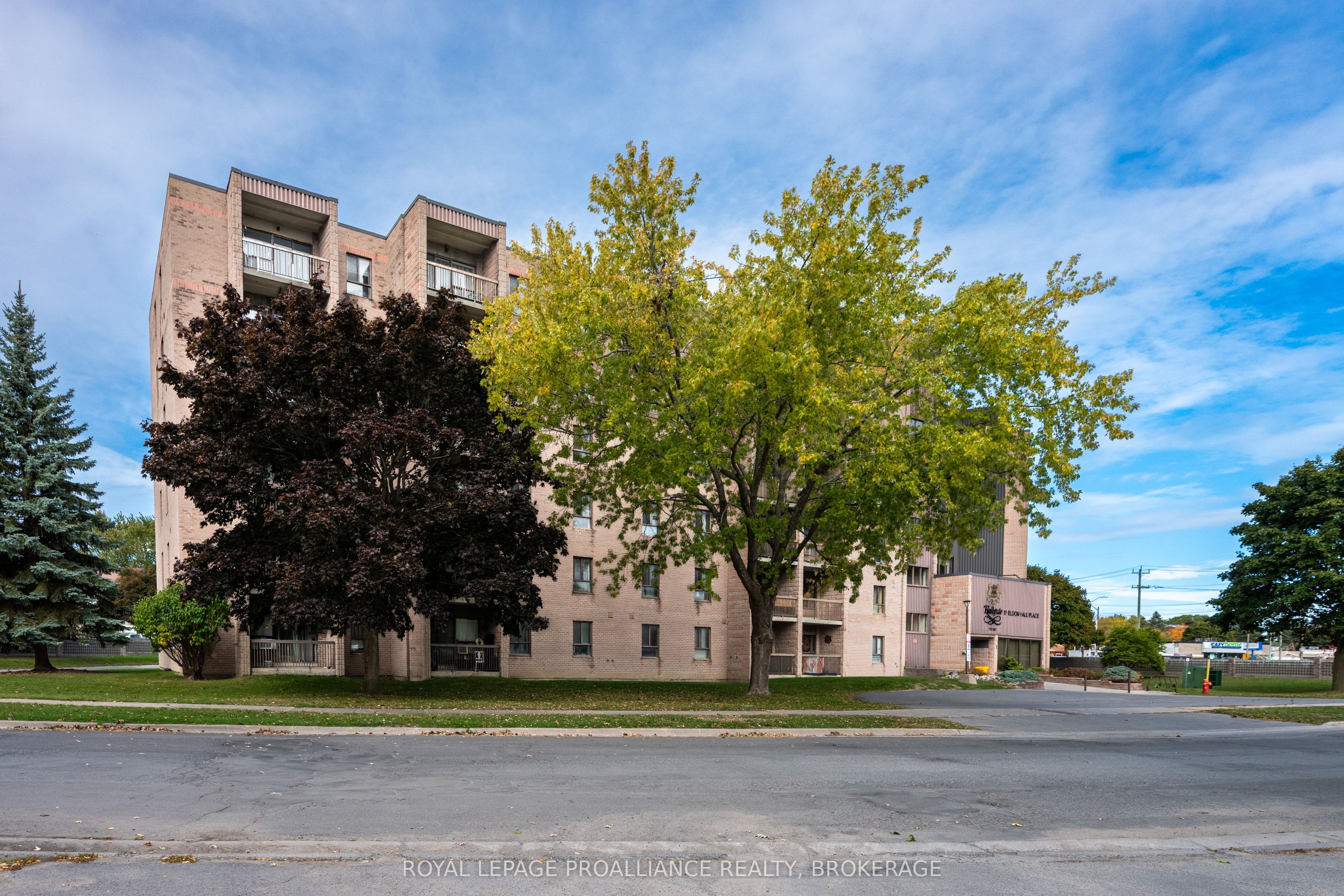 Additional image 3 of 510-17 Eldon Hall Place, Kingston, ON, K7M 7H5
