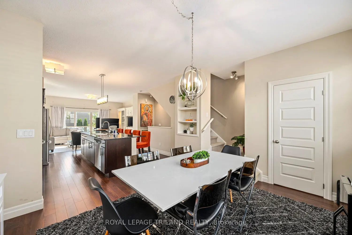 1850 Beaverbrook Avenue 80