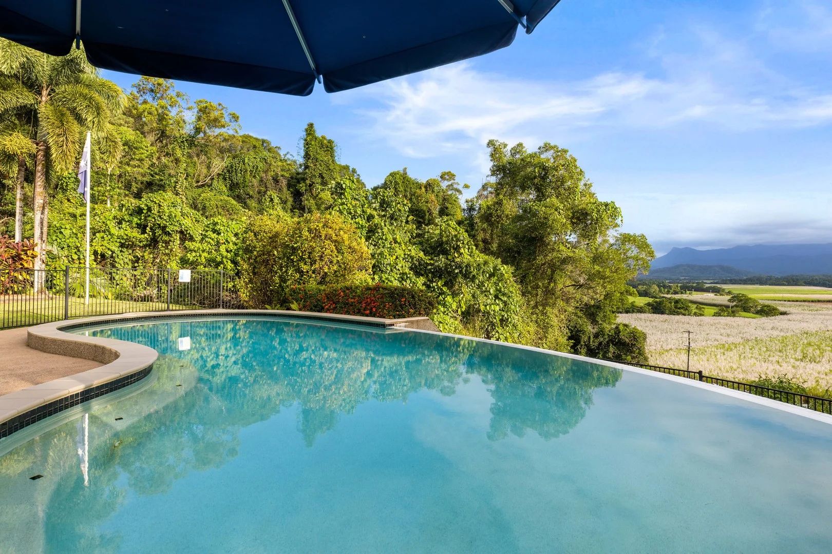 4 Dean Road, Bamboo, Mossman QLD 4873