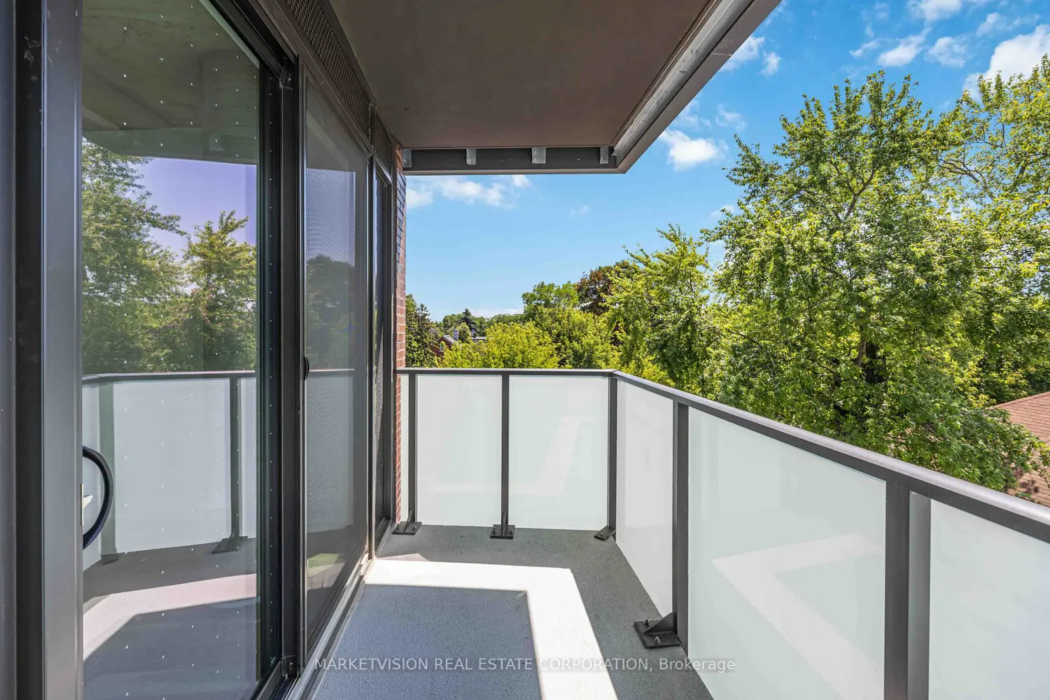 Additional image 13 of 2625 Dundas Street 417