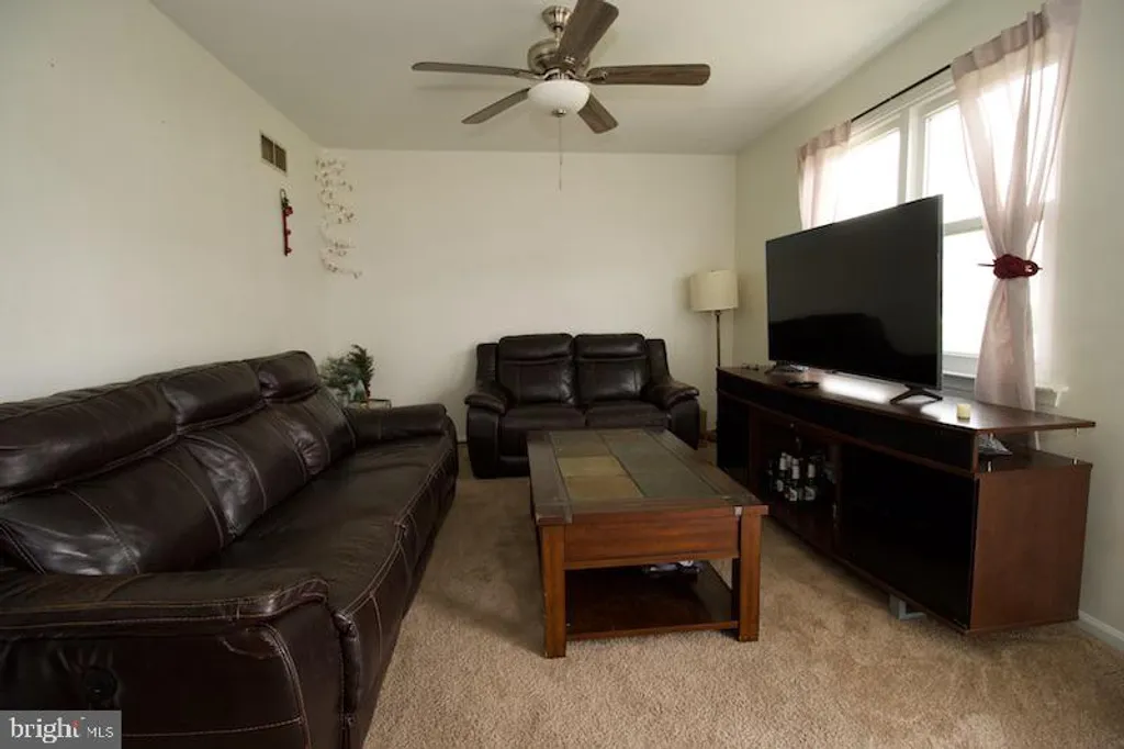 Additional image 5 of 8 Sue Lane, Newark, DE 19711