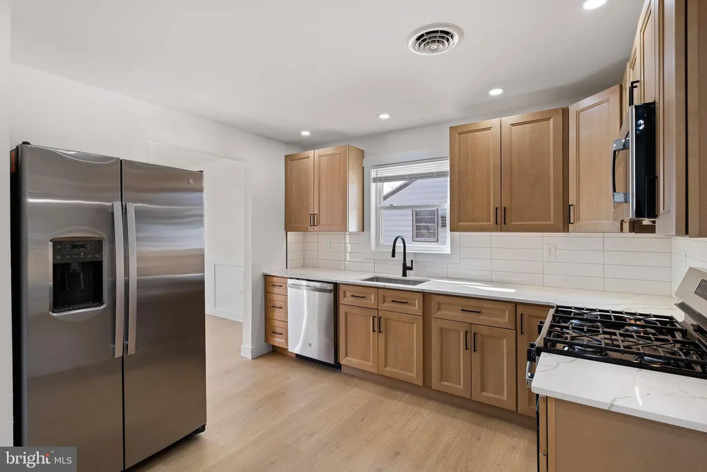 Additional image 13 of 175 Edge Avenue, New Castle, DE 19720