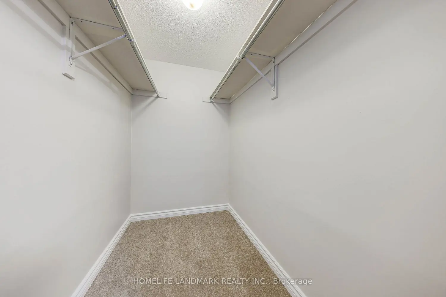 Additional image 14 of 118 Finch Avenue 19