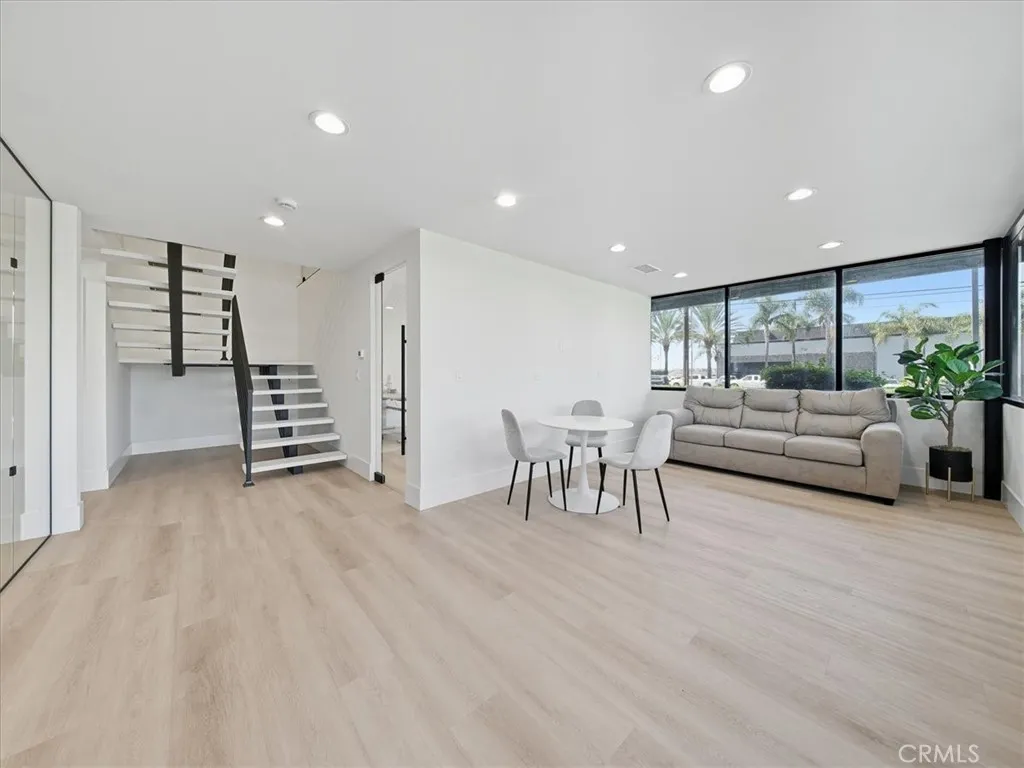 Additional image 14 of 1240 N Jefferson St, Anaheim, CA 92807