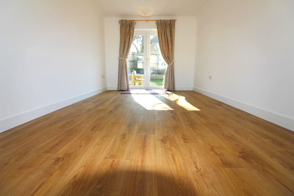 Additional image 7 of 2 bed detached bungalow for saleMarlborough Road, Chipping Norton OX7