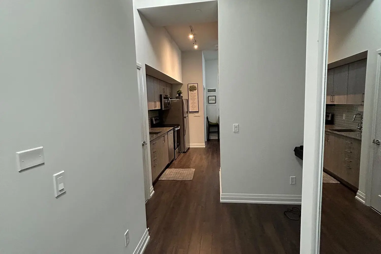 Additional image 17 of 20 Meadowglen Place 822
