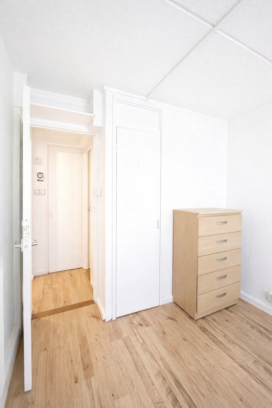 Additional image 11 of Room in a Shared House, London, SW11, N1 7GU