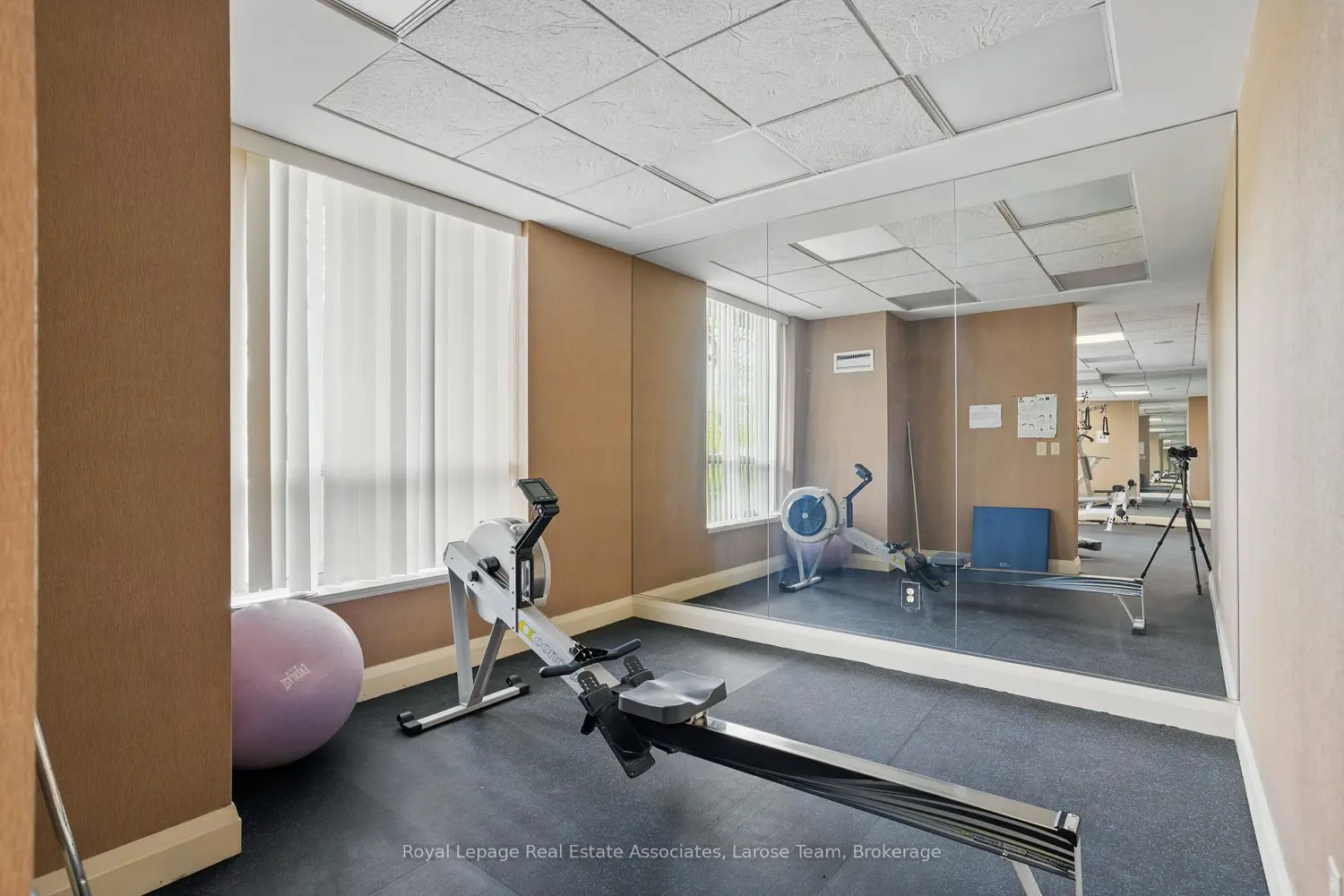 Additional image 17 of 1140 Parkwest Place 709