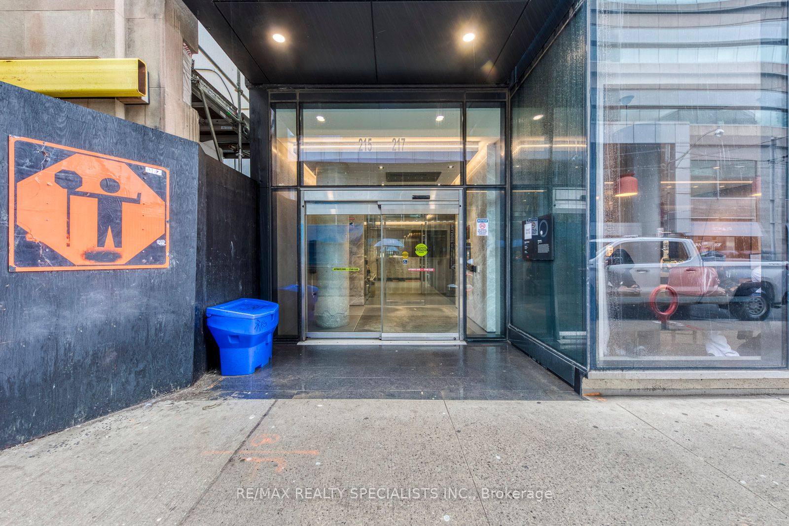Additional image 2 of 1405-215 Queen Street W, Toronto, ON, M5V 0P5