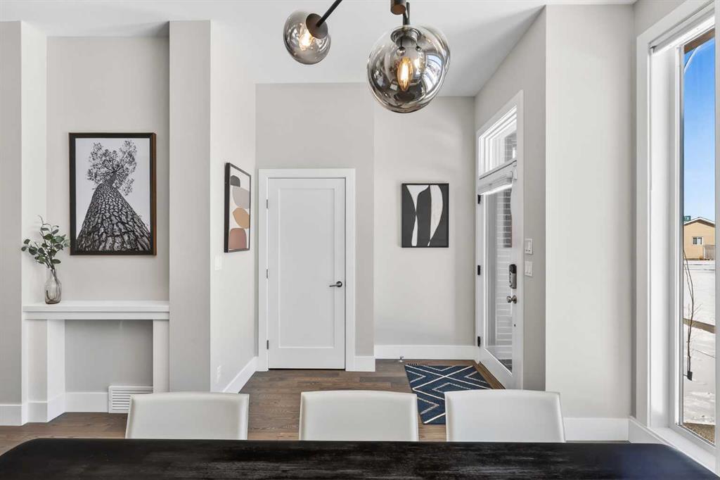 Additional image 4 of 4905 21 Street SW, Calgary, AB, T2T 5B7