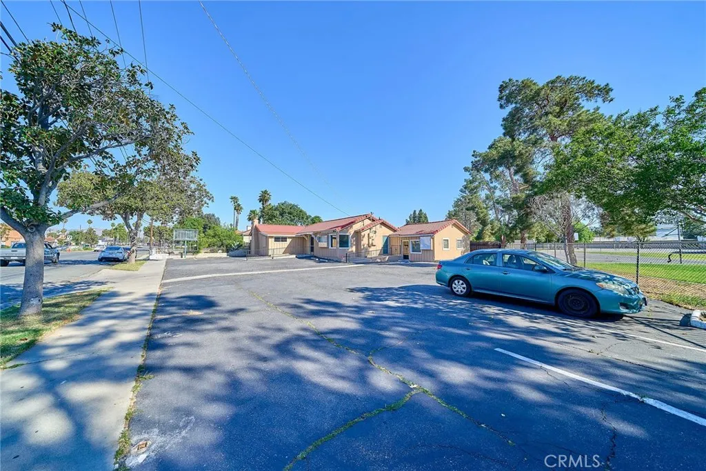 Additional image 6 of 5430 Arlington Avenue, Riverside, CA 92504