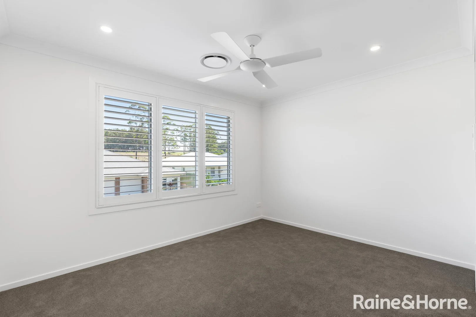 Additional image 9 of 4 Brookwater Crescent, Mollymook Beach NSW 2539