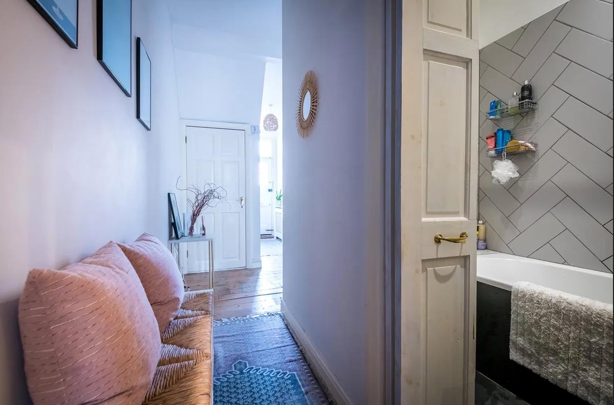 Additional image 10 of 2 Bed Maisonette, Oakbank Grove, SE24, N1 7GU