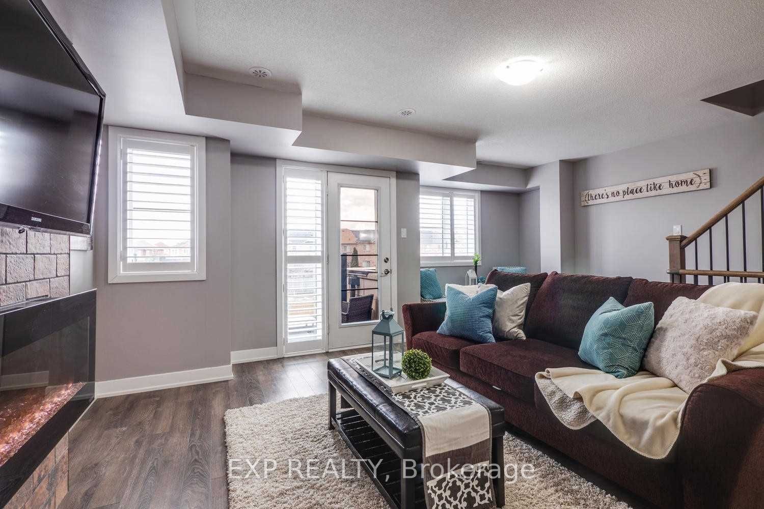 Additional image 4 of 9 Pallock Hill Way, Whitby, ON, L1R 0N5