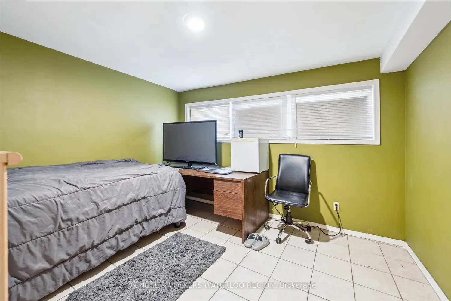 Additional image 14 of 155 University Avenue