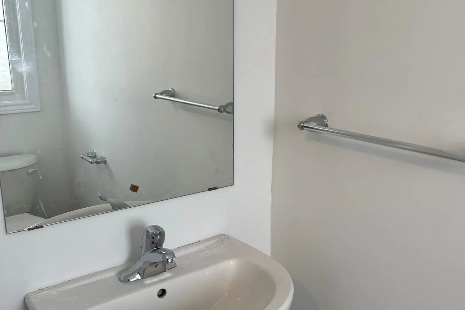 Additional image 2 of 17 Glacier Crescent