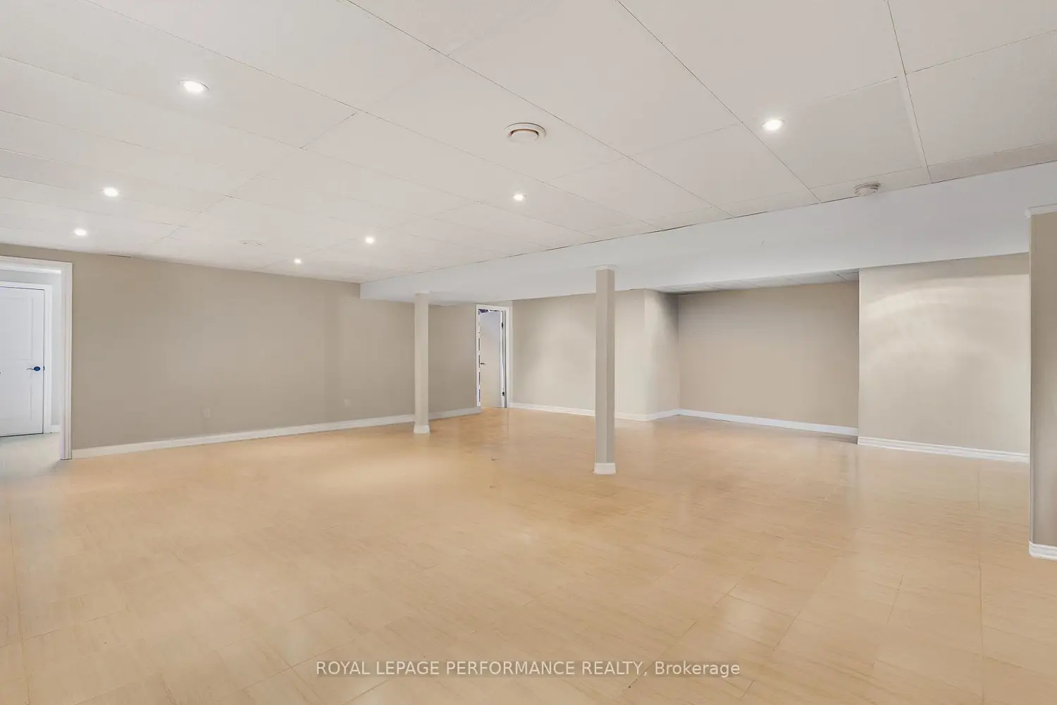 Additional image 13 of 501 Du Parc Road