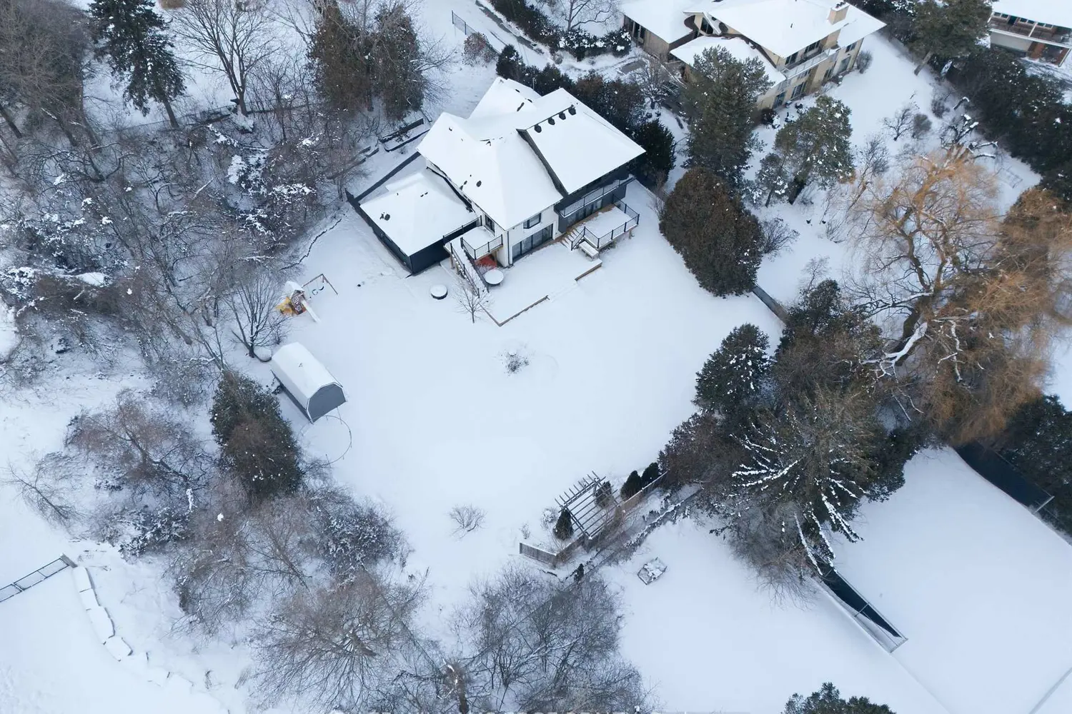 Additional image 20 of 1316 Dundas Street