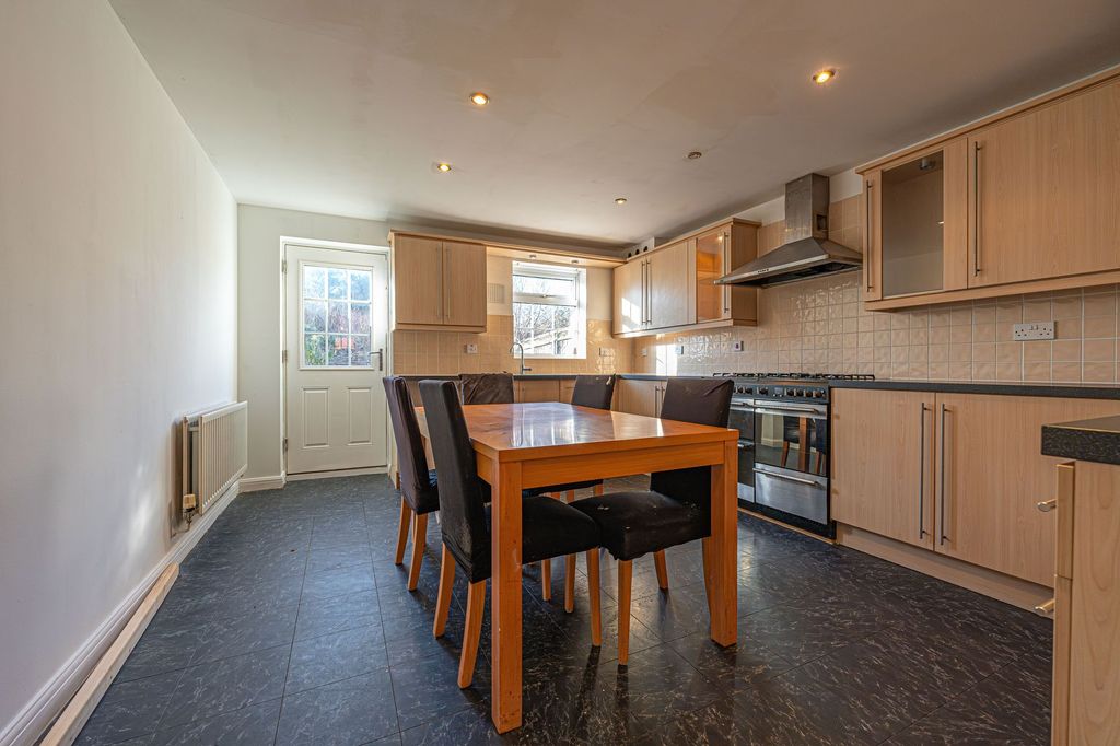Additional image 4 of 4 bed terraced house for salePowis Close, Newport NP10