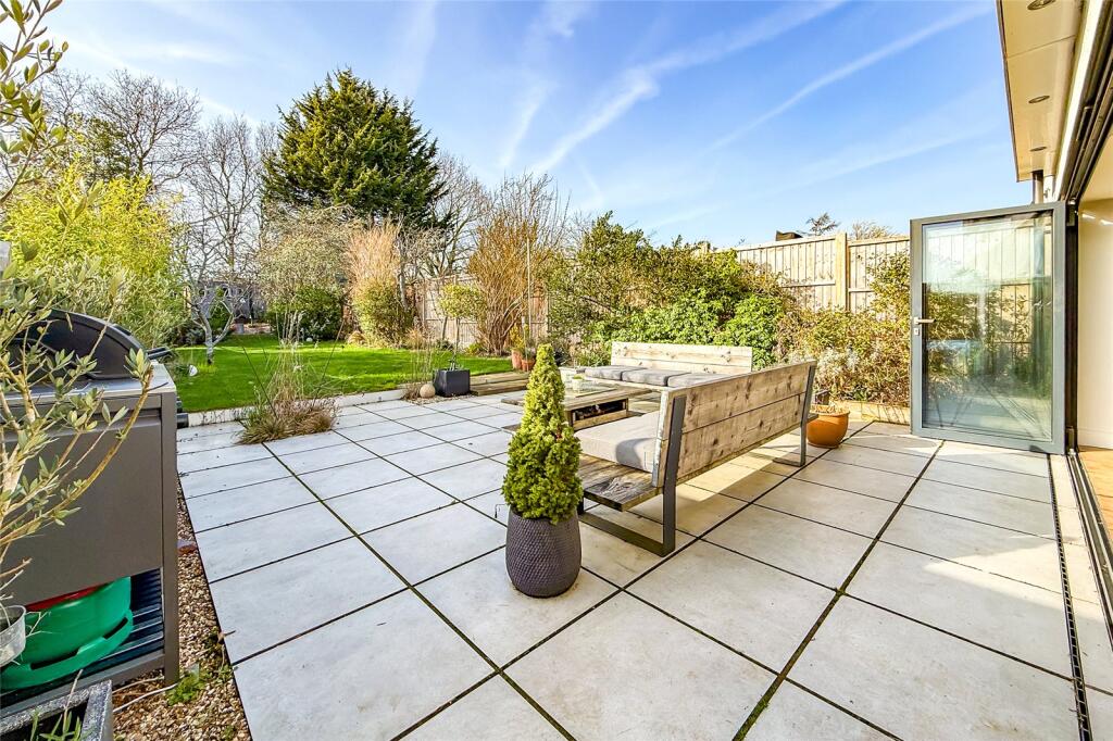 Additional image 13 of Gurney Court Road, St. Albans, Hertfordshire, AL1