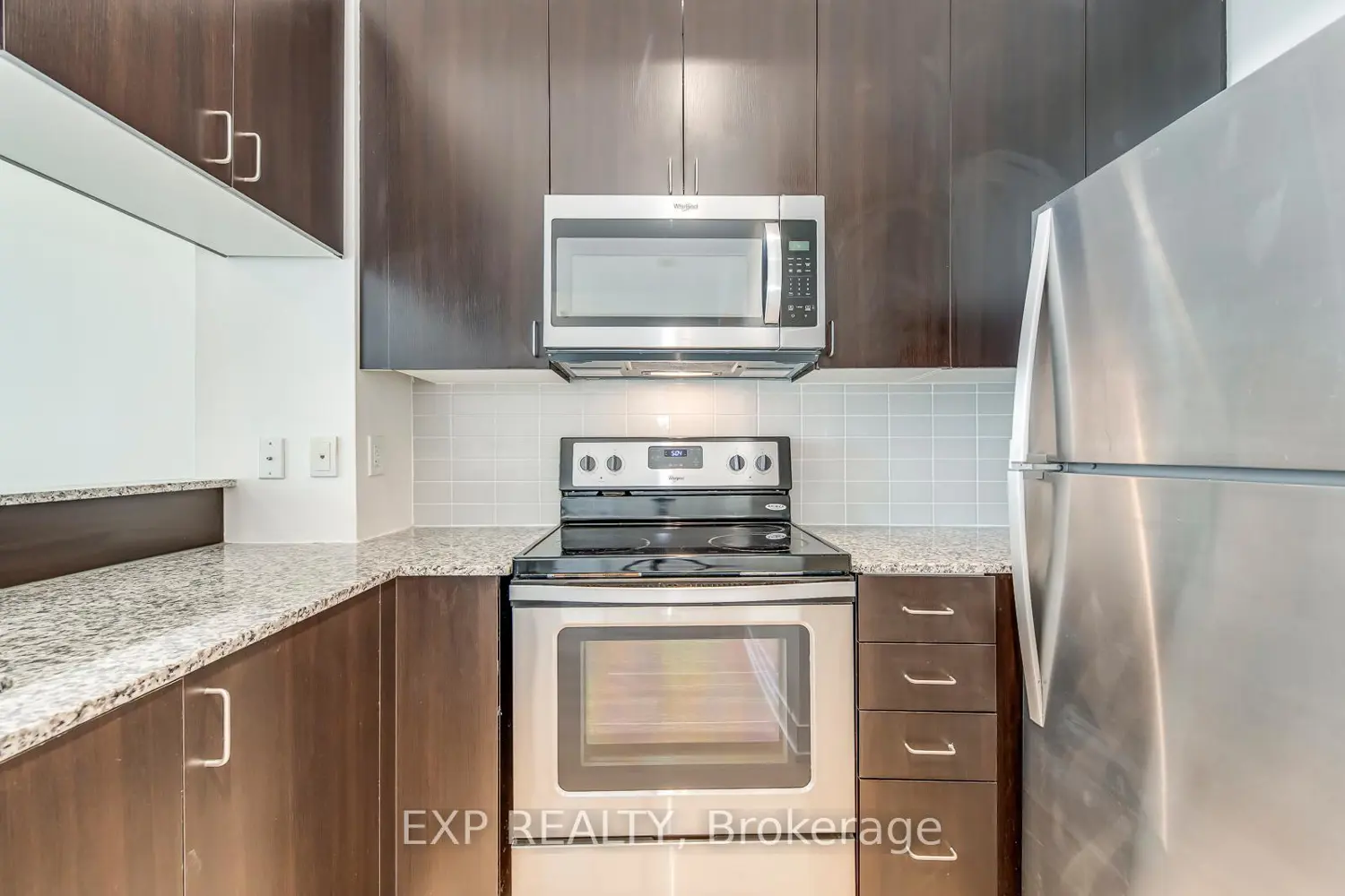 Additional image 12 of 68 Merton Street 610
