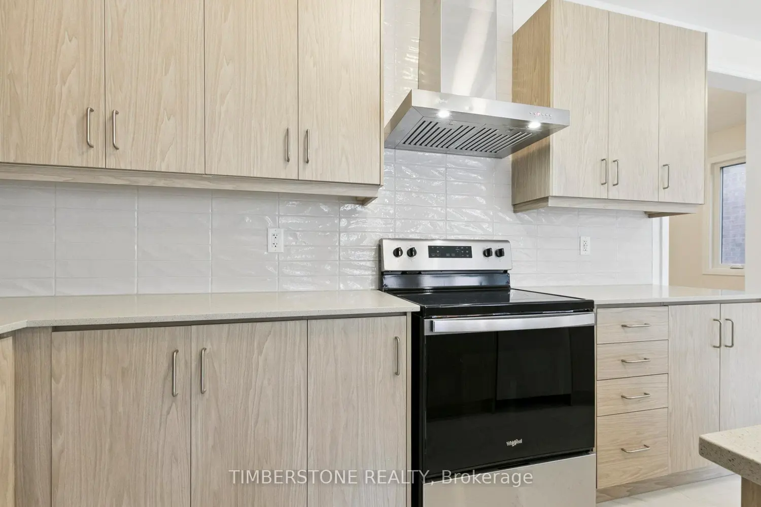 Additional image 12 of 1813 Narcissus Gardens