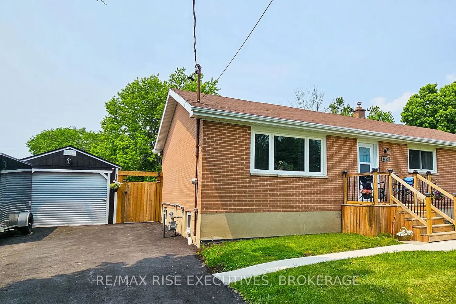 Additional image 3 of 1453 Woodfield Crescent