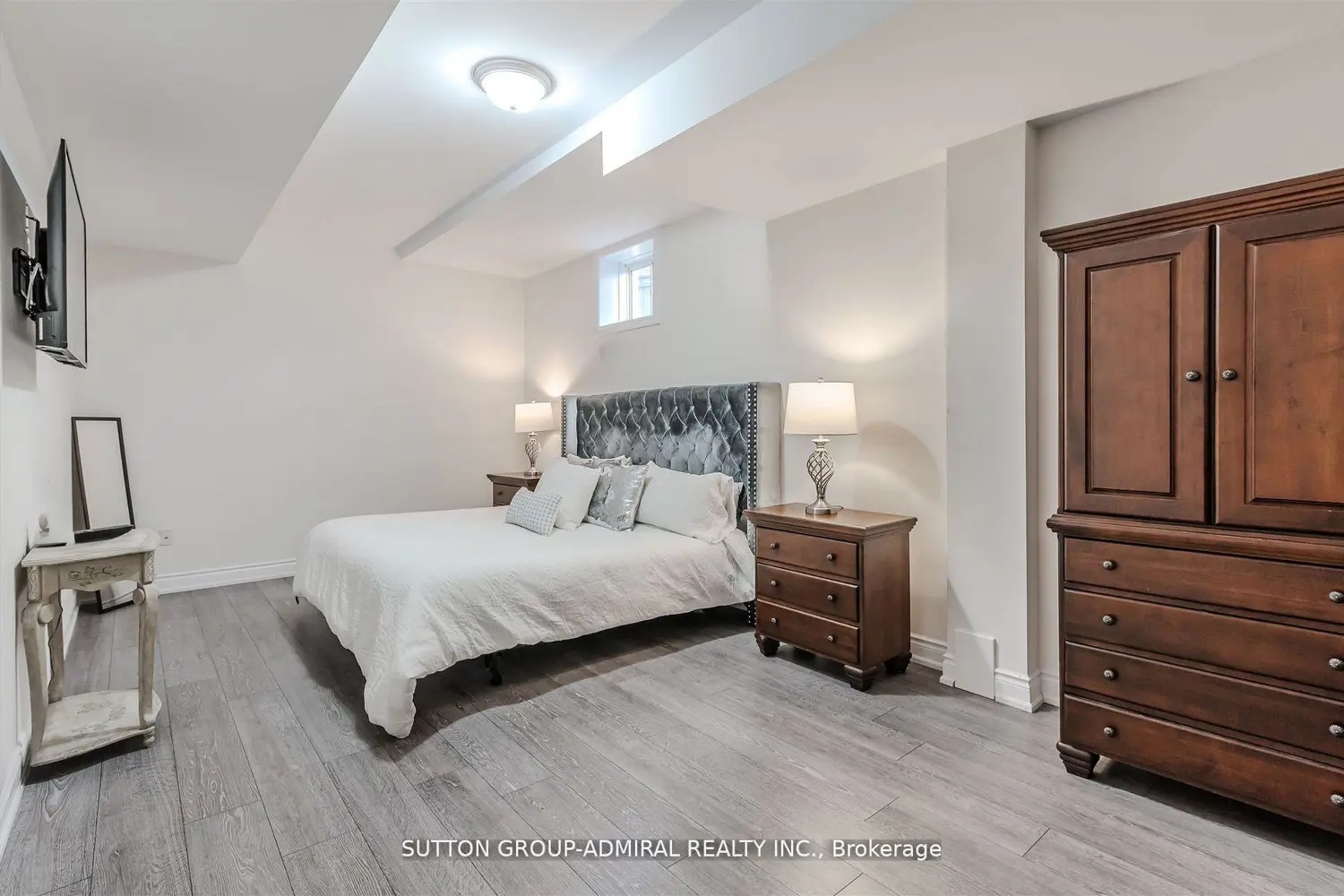 Additional image 16 of 23 Samson Trail