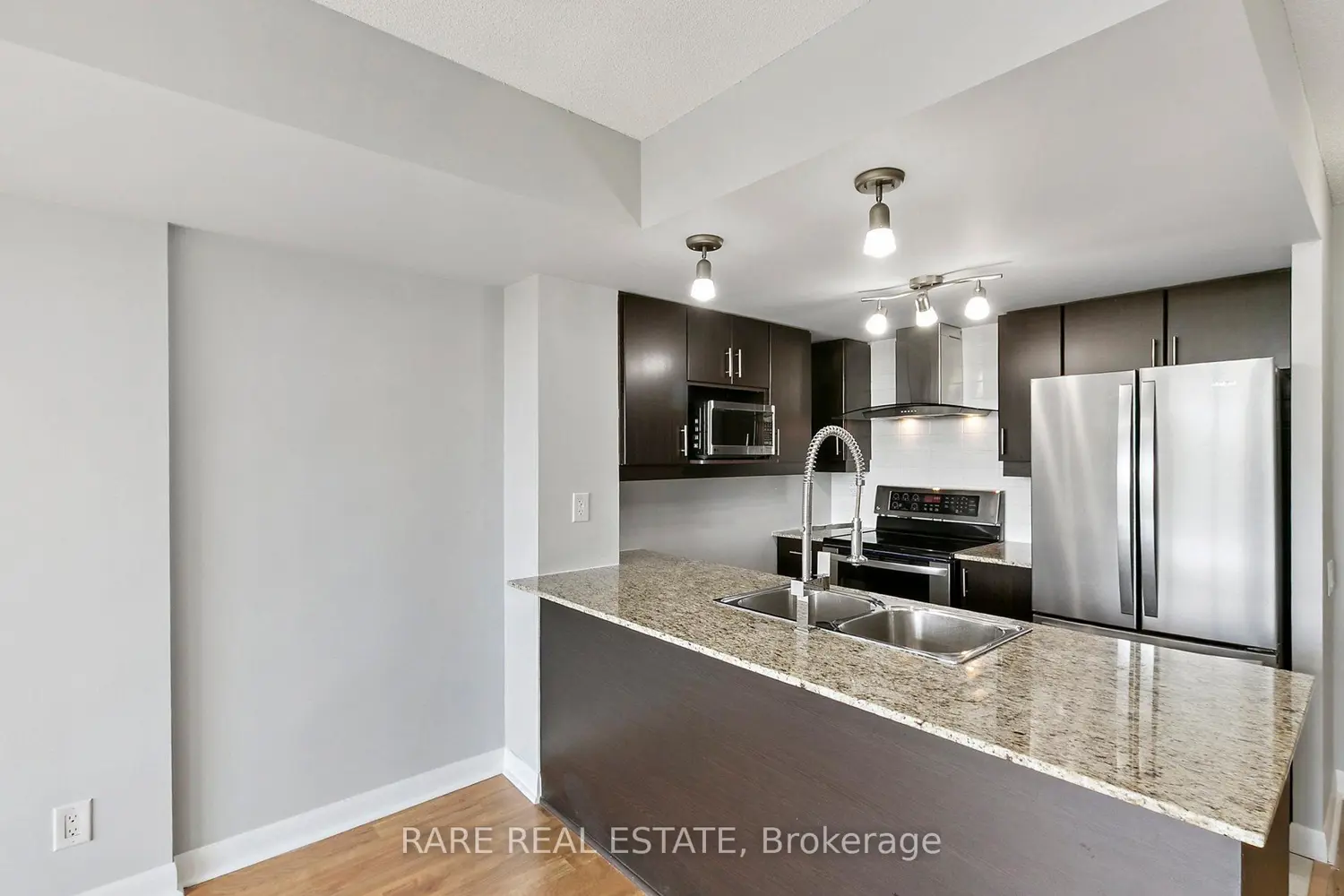 Additional image 7 of 190 Borough Drive 906