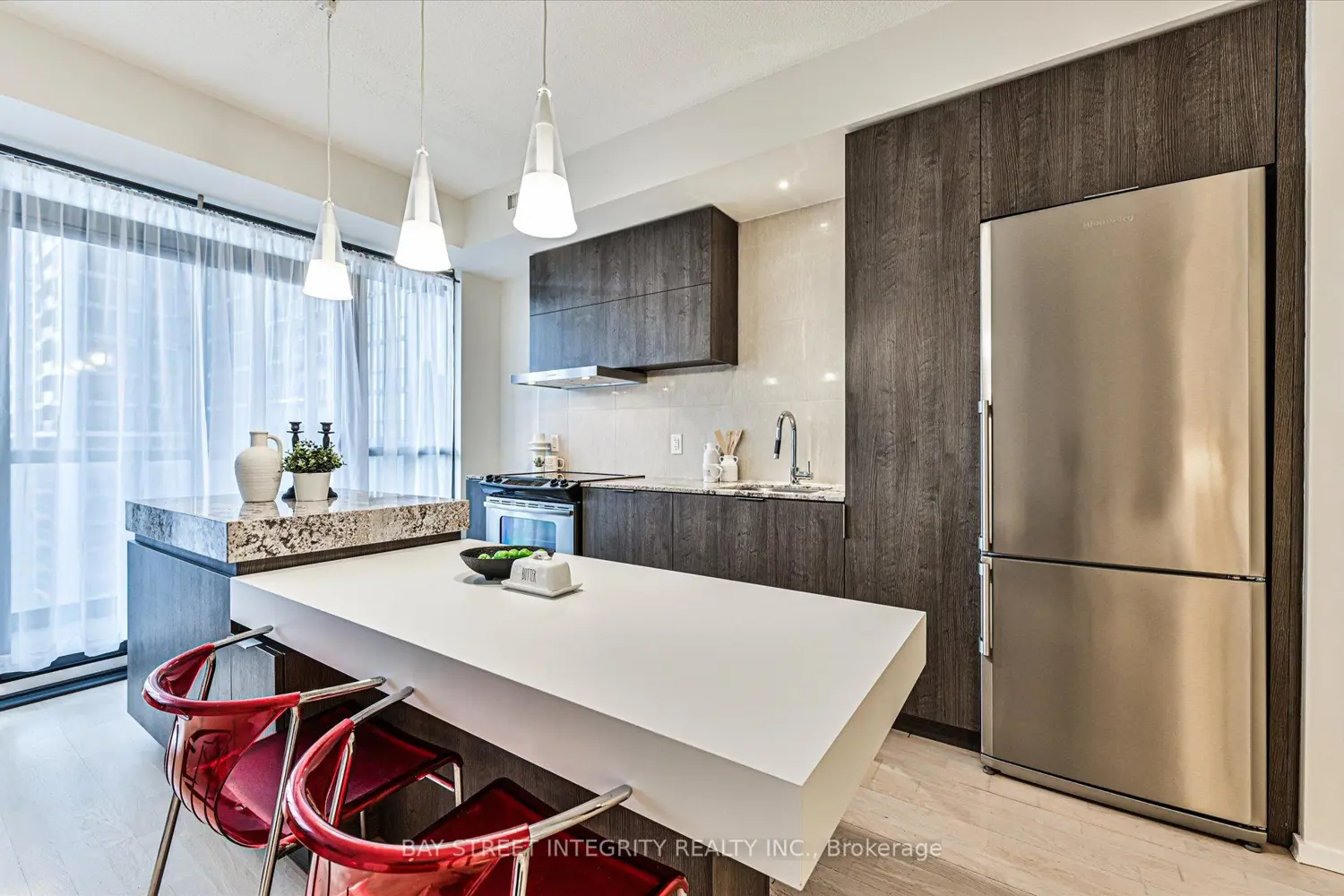 Additional image 11 of 101 Charles Street 1709